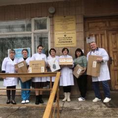 Благодійна допомога. Благодійний фонд HELP UKRAINIAN PEOPLE Медичне обладнання для Консультаційно-діагностичній поліклініки