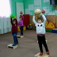 Благодійна Центру комплексної реабілітації дітей з інвалідністю Козелецької селищної ради, Україна